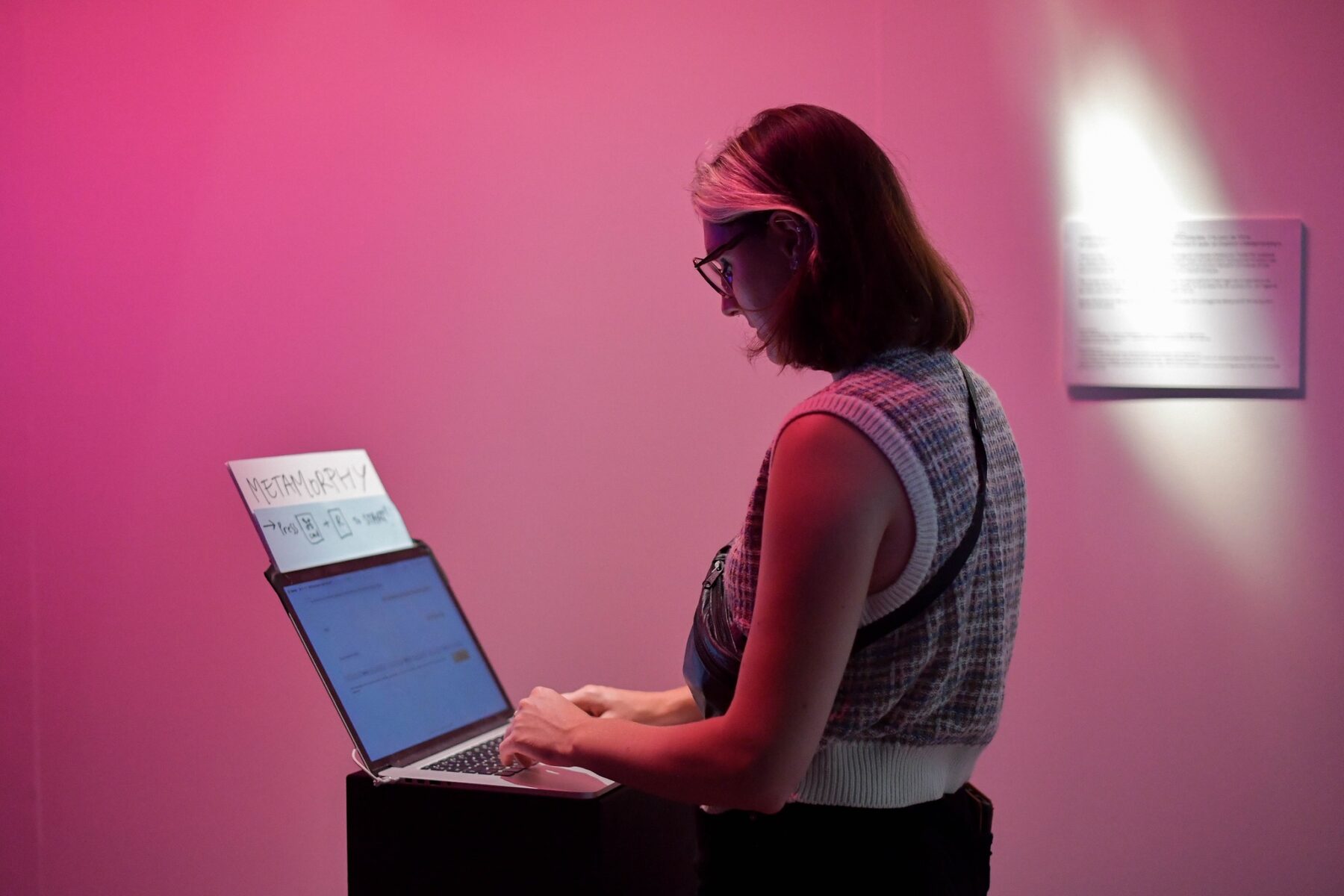 Useful Fictions • 4 : Faire corps – corps empêché, corps augmenté, corps social Campus de l’Institut polytechnique de Paris | 25 – 30.08.2024, Centre Wallonie-Bruxelles – Paris | 31.08 – 01.09.2024 - Perform Lab