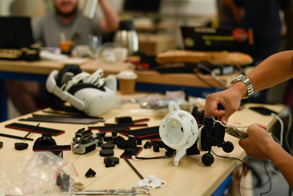 Useful Fictions • 3: Symbiose(s) Paris | 26.06-2.07.2023 - Perform Lab