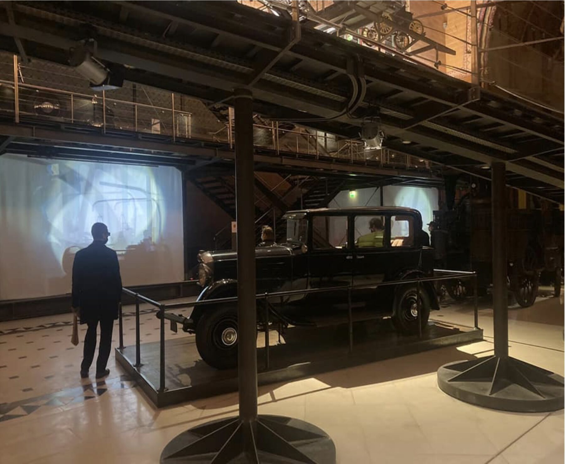 Décalage vers le rouge – Devenir Machine - Perform Lab