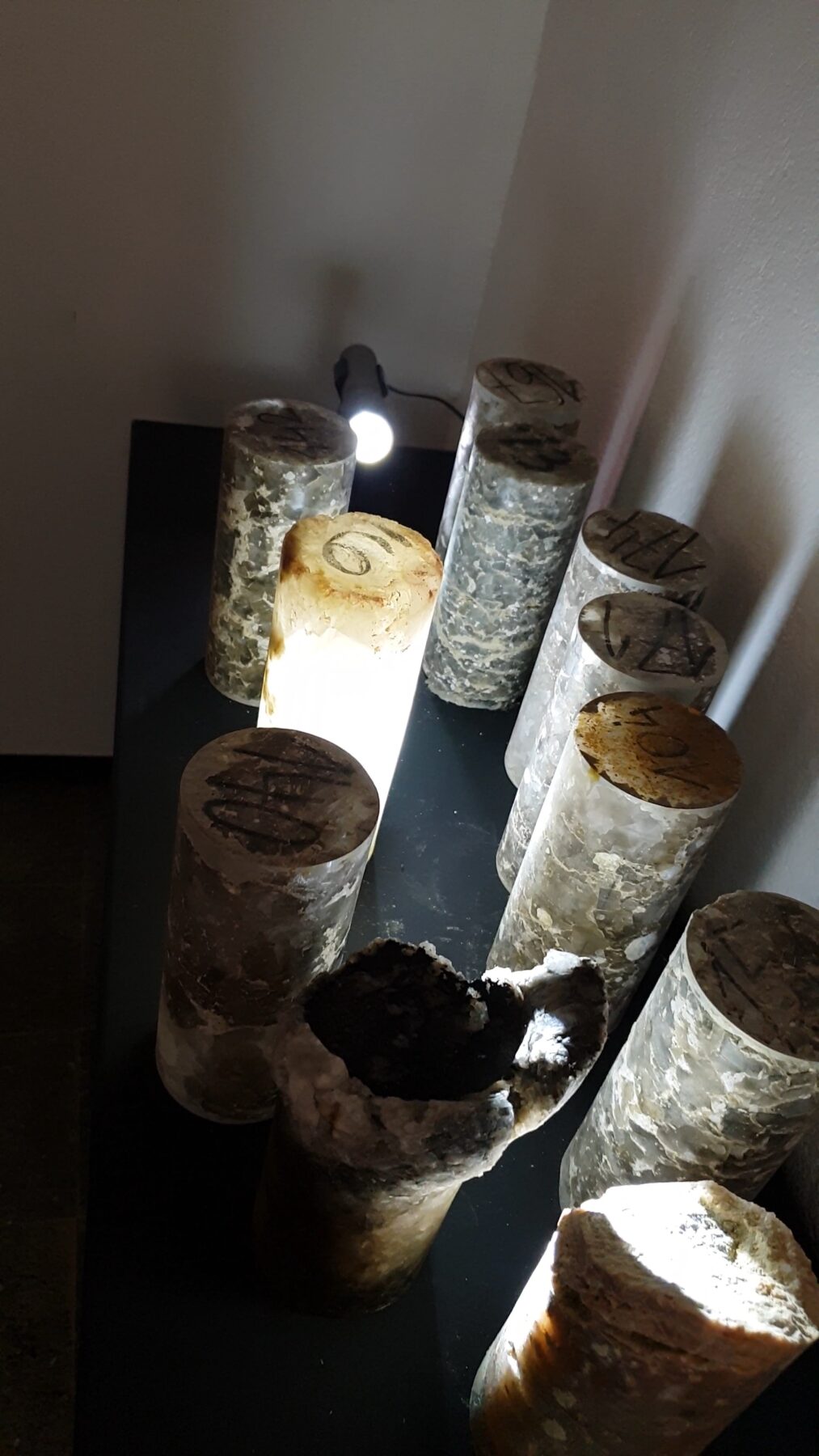 Irréversibles abstractions – Dissolution des mondes flottants - Perform Lab